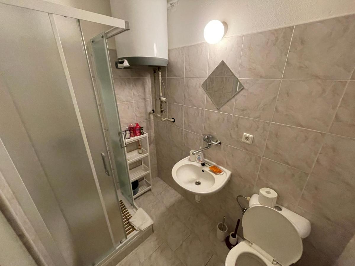 Penzion Na Vysluni Strasin Bagian luar foto